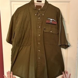 Browning hunting/shooting shirt embroidered Cold River Cattle Company